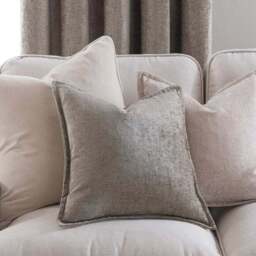 Chenille Square Oxford Cushion - thumbnail 3