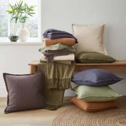 Westcott Slub Cotton Throw Blanket - thumbnail 3