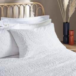 Mandala Duvet Cover & Pillowcase Set - thumbnail 2