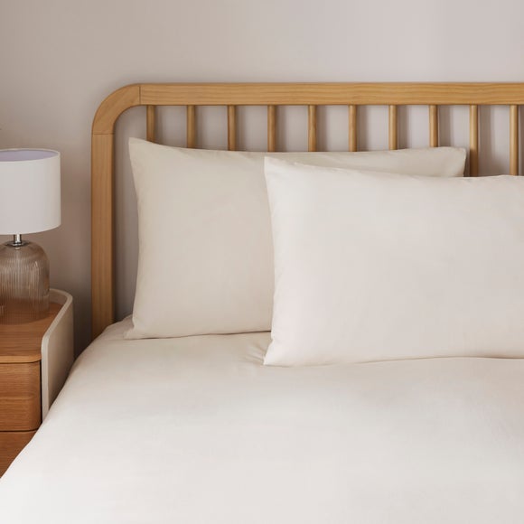 Soft and Easycare Standard Pillowcase Pair - image 1