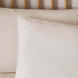 Soft and Easycare Standard Pillowcase Pair - thumbnail 2