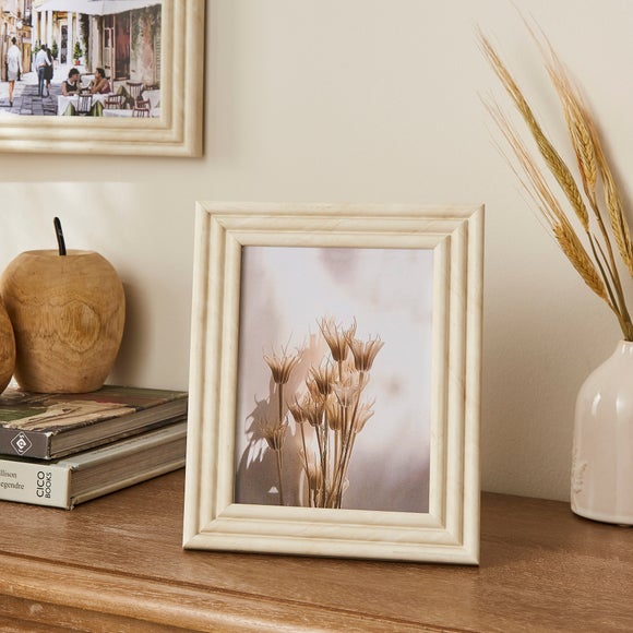 Marble Effect Ribbed Photo Frame - image 1