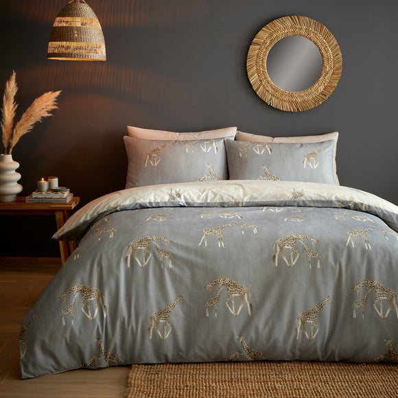 Milo Giraffe Polycotton Duvet Cover & Pillowcase Set - image 1
