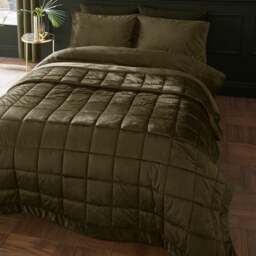 Catherine Lansfield Kingsley Matt Velvet Quilted Bedspread - thumbnail 1