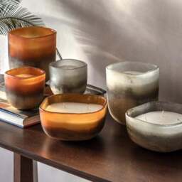Mercury Amber and Lily Single Wick Candle - thumbnail 3
