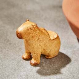 Single Resin Capybara Pot Feet - thumbnail 2