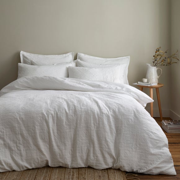 Geo Matalasse Jacquard 100% Cotton Duvet Cover & Pillowcase Set - image 1