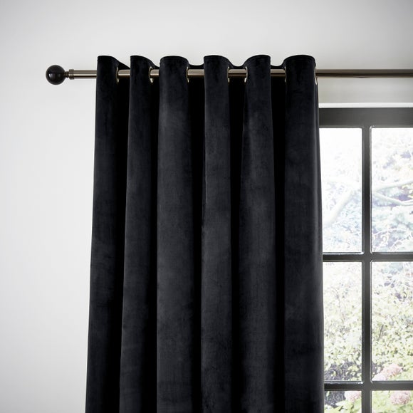 Luxe Velour Eyelet Curtains (Blackout Available) - image 1