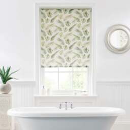 Voyager Green Leaf Moisture Resistant Daylight Roller Blind - thumbnail 1