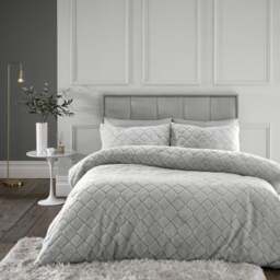 Catherine Lansfield Cosy Diamond Duvet Cover and Pillowcase Set - thumbnail 1