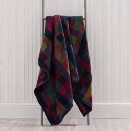 Super Soft Textured Check Multicoloured Throw Blanket - thumbnail 1