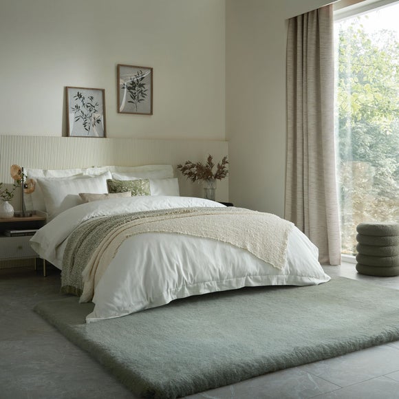 Ivy Luxury Supersoft Faux Fur Rug - image 1