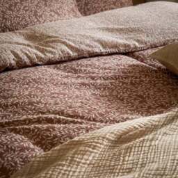 Yard Perrie Leaf 100% Cotton Duvet Cover and Pillowcase Set - thumbnail 4