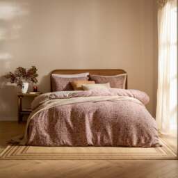 Yard Perrie Leaf 100% Cotton Duvet Cover and Pillowcase Set - thumbnail 1