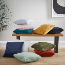 Adeline Faux Fur Cushion Cover - thumbnail 4