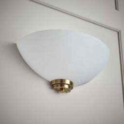 Vogue Welles Frosted Glass Wall Light - thumbnail 6
