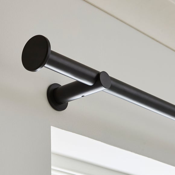 Stepped Stud Fixed Metal Curtain Pole with Rings - image 1
