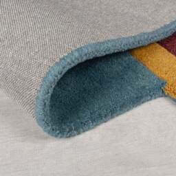 Shuffle Shaped Wool Rug - thumbnail 4