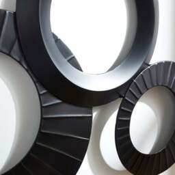 Amazonica Circles Indoor Outdoor Metal Wall Art - thumbnail 3