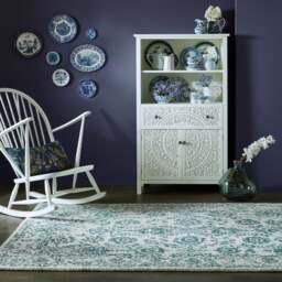 Yasmin Traditional Wool Rug - thumbnail 1