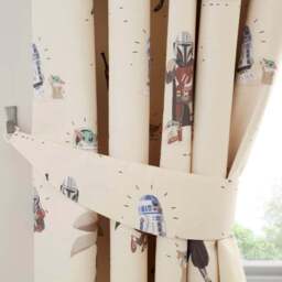 Star Wars The Mandalorian Blackout Eyelet Curtains - thumbnail 2