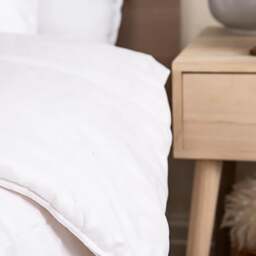 Snuggledown Scandinavian Hollowfibre 4.5 Tog Summer Duvet and Pillow Set - thumbnail 1