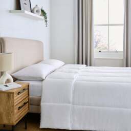 Fogarty Extra Warm Anti-Allergy 13.5 Tog Winter Duvet - thumbnail 1