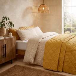 Artisan Spot Polycotton Duvet Cover and Pillowcase Set - thumbnail 3