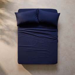 100% Egyptian Cotton 220 Thread Count Flat Sheet - thumbnail 1