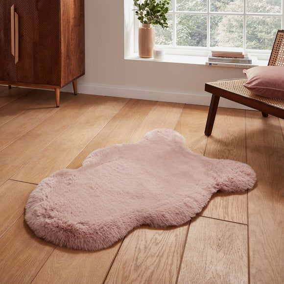 Super Teddy Faux Sheepskin Rug - image 1