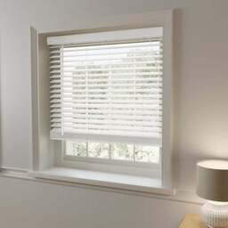 Fauxwood Venetian Blind - thumbnail 2