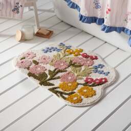 Heart and Soul Floral Bath Mat - thumbnail 1