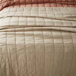 Evana Stitch Quilted Bedspread - thumbnail 2
