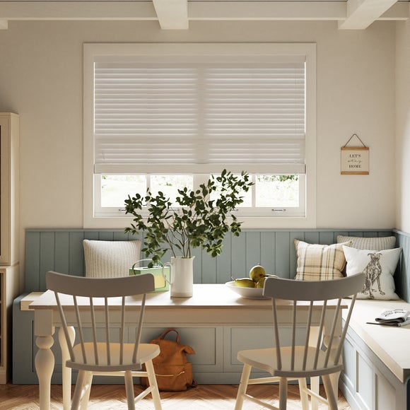 Room Darkening Venetian Blind - image 1