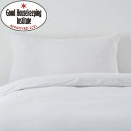 Non Iron Plain Dye White Kingsize Pillowcase