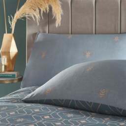 Furn. Bee Deco Duvet Cover and Pillowcase Set - thumbnail 3