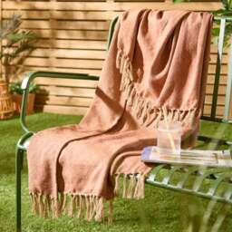 Furn. Dessa Throw Blanket 130cm x 180cm - thumbnail 1