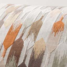 Kelso Cut Velvet Rectangle Cushion - thumbnail 3