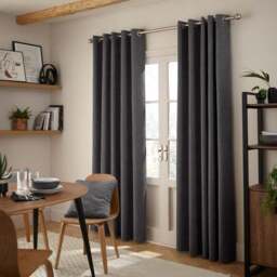 Wynter Thermal Eyelet Curtains - thumbnail 2