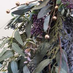 Artificial Rustic Eucalyptus Door Swag - thumbnail 2