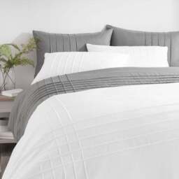 Jessa Pintuck Duvet Cover & Pillowcase Set - thumbnail 3