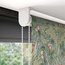 William Morris Artichoke Daylight Made to Measure Roller Blind - thumbnail 5