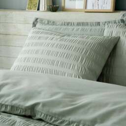 Aria Seersucker 100% Cotton Duvet Cover & Pillowcase Set - thumbnail 2