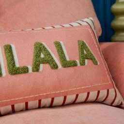 Oh La La Cotton Rectangle Cushion - thumbnail 4