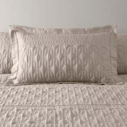 Billie Oxford Pillowcase - thumbnail 1
