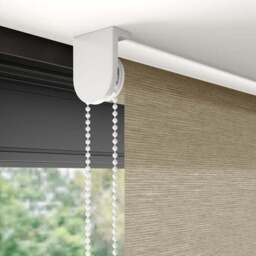 Hampton Daylight Made to Measure Roller Blind - thumbnail 5