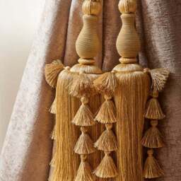 Double Linton Curtain Tieback - thumbnail 2