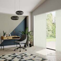 Easy Shade Daylight Made to Measure Vertical Blind - thumbnail 3