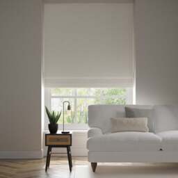 Everest Made to Measure Roman Blind - thumbnail 1