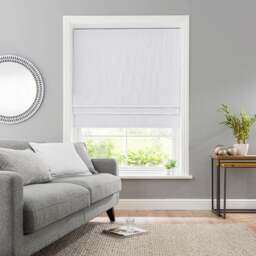 Luna Blackout Roman Blind